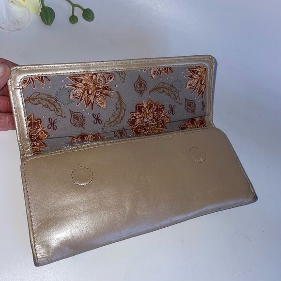 HOBO Metallic Gold Clutch Wallet - Picture 6 of 11